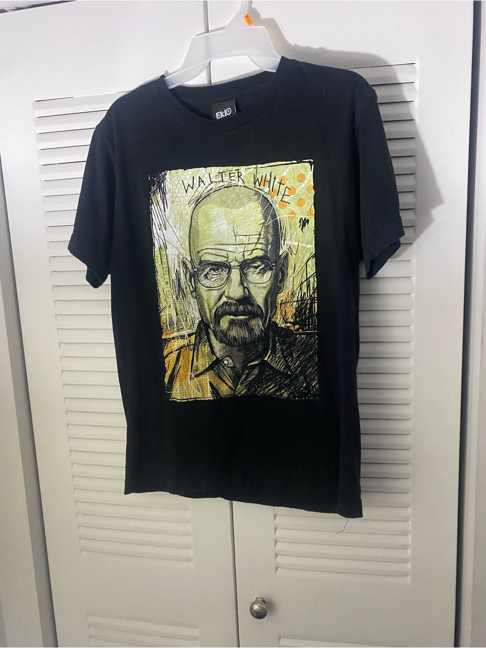 Black Graphic Walter white Men's T‑Shirt with Yellow Artwork
